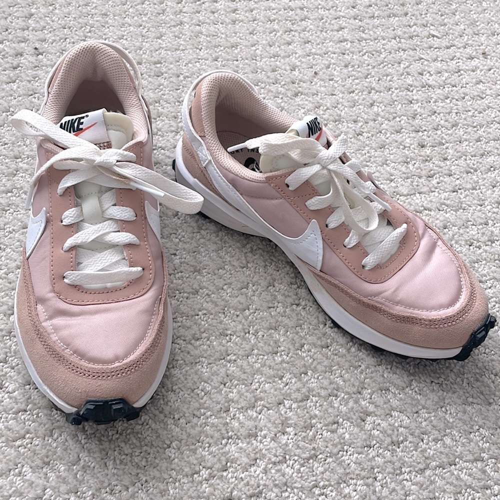 Women’s Nike blush sneakers